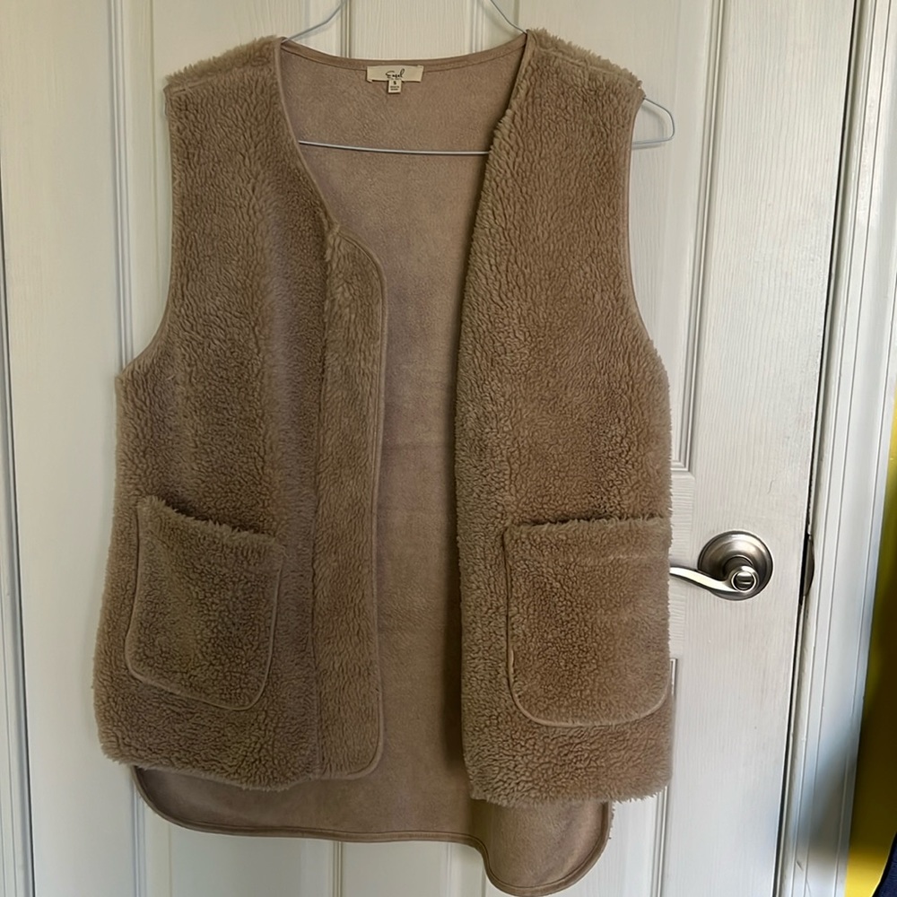 Sherpa vest with zipper